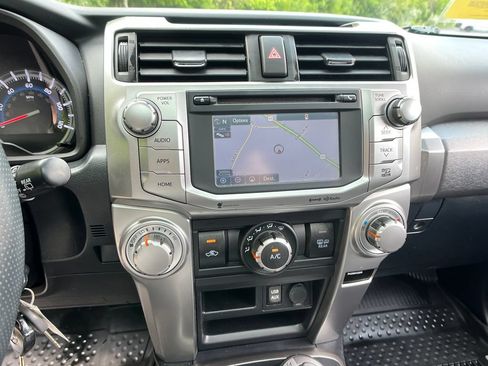 Used 2019 Toyota 4Runner SR5 Premium AWD/4WD image 16