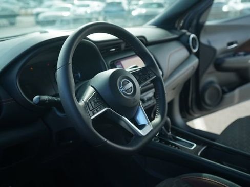 Used 2024 Nissan Kicks SR image 26