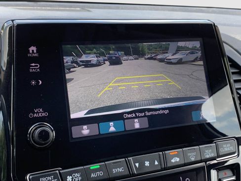Certified 2024 Honda Odyssey EX-L image 21