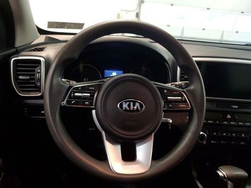 Used 2022 Kia Sportage LX image 15
