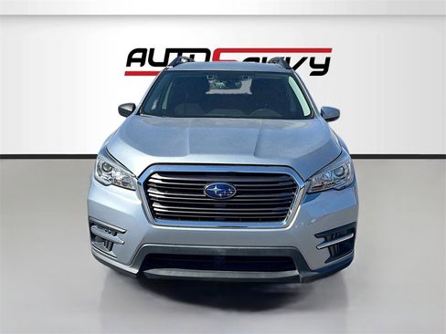 Used 2020 Subaru Ascent Premium w/ Convenience Package image 2