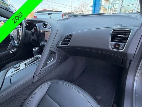 Used 2015 Chevrolet Corvette Z06 w/ 2LZ Preferred Equipment Group image 36