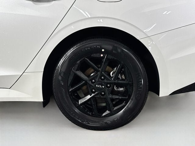 New 2025 Kia K5 LXS FWD image 28