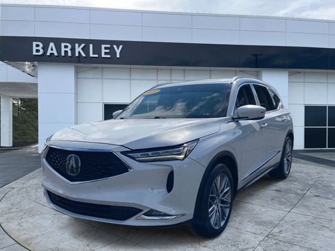 Used 2023 Acura MDX SH-AWD w/ Advance Package image 3