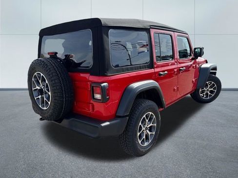 Used 2024 Jeep Wrangler Unlimited Sport AWD/4WD image 4
