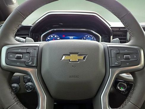 New 2025 Chevrolet Silverado 1500 LT w/ Convenience Package II RWD image 24