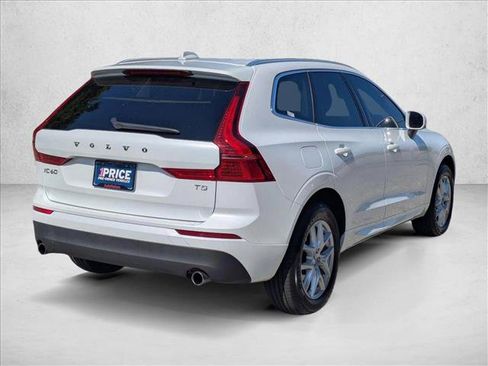 Used 2019 Volvo XC60 T5 Momentum FWD image 5