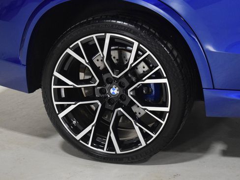 Used 2025 BMW X5 M Competition AWD/4WD image 16