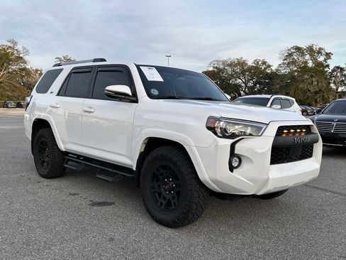 Used 2024 Toyota 4Runner SR5 Premium w/ Moonroof Package image 2