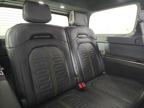 Used 2024 Rivian R1S Adventure AWD/4WD image 22