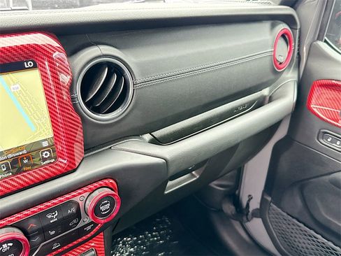 Used 2022 Jeep Wrangler Unlimited Sahara w/ Cold Weather Group image 22