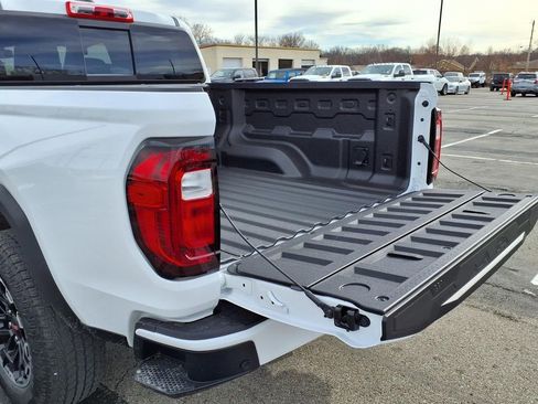 Used 2026 GMC Canyon AT4 w/ AT4 Premium Package image 23