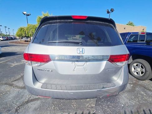 Used 2016 Honda Odyssey SE image 4