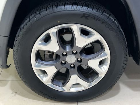 Used 2020 Jeep Compass Limited AWD/4WD image 12