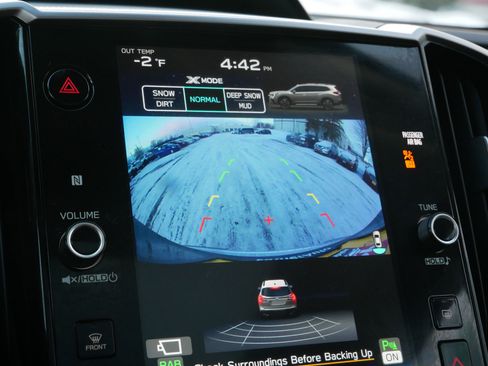 Used 2023 Subaru Ascent Limited w/ Technology Package image 26