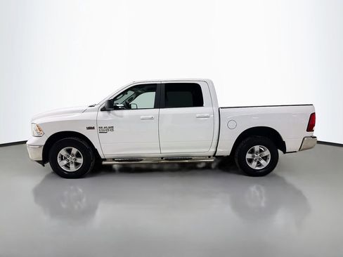 Used 2019 RAM 1500 Classic SLT image 4