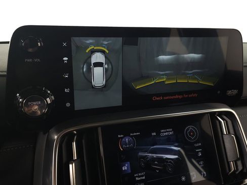 Certified 2025 Lexus LX 700h Overtrail image 31