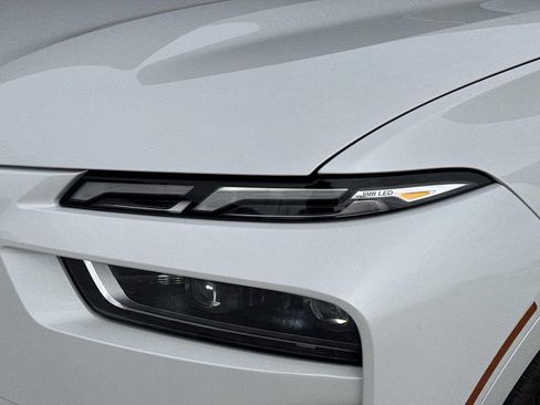 Used 2023 BMW X7 xDrive40i w/ Premium Package image 7