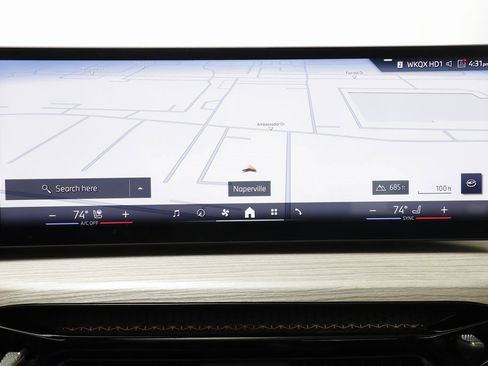 Certified 2025 BMW 330i xDrive Sedan image 11