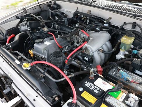 Used 2000 Toyota 4Runner 2WD w/ Upgrade Value Pkg 1 image 43