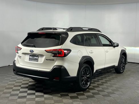 Used 2023 Subaru Outback Onyx Edition image 7