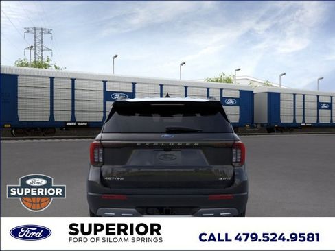 New 2026 Ford Explorer Active image 5
