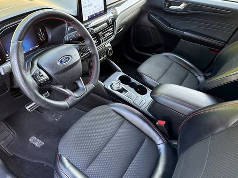 Used 2023 Ford Escape ST-Line image 12
