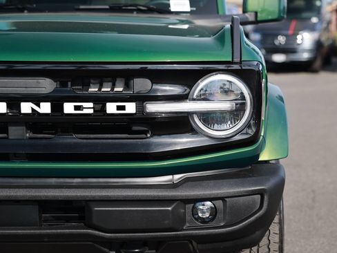 Used 2025 Ford Bronco Outer Banks AWD/4WD image 5