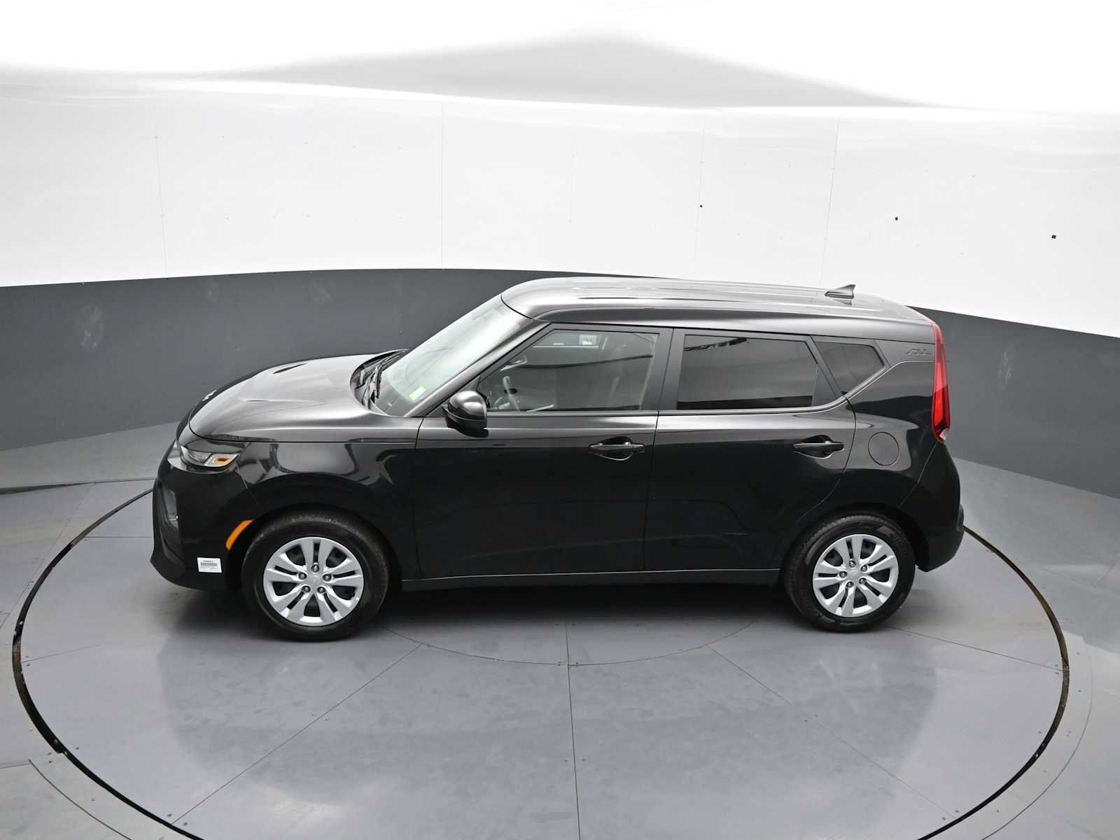 Used 2022 Kia Soul LX FWD image 39