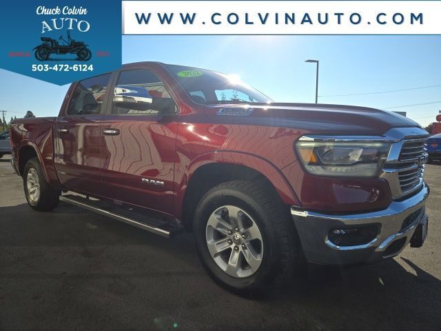 Used 2022 RAM 1500 Laramie AWD/4WD image 11