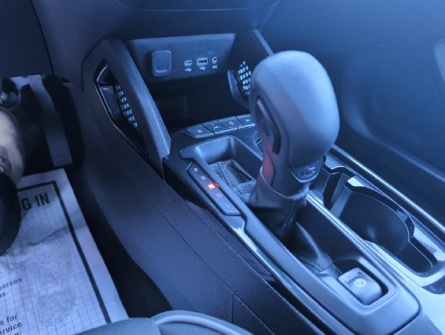 Used 2022 Chevrolet TrailBlazer LT FWD image 22