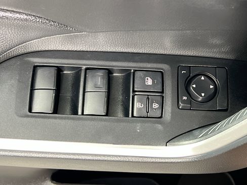 Used 2025 Toyota RAV4 LE FWD image 14
