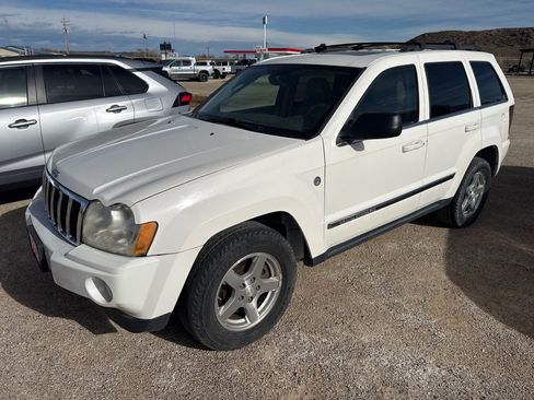 Used 2005 Jeep Grand Cherokee Limited image 4
