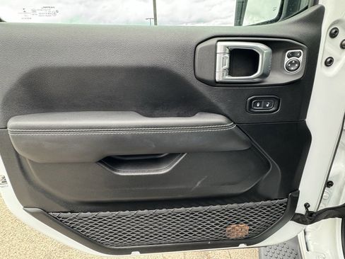 Used 2021 Jeep Wrangler Unlimited Sahara w/ Cold Weather Group image 24