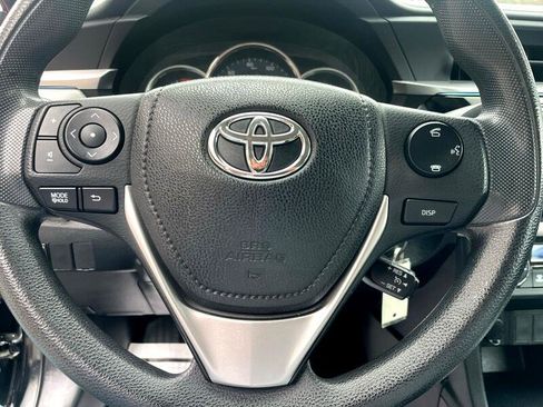 Used 2014 Toyota Corolla LE image 20