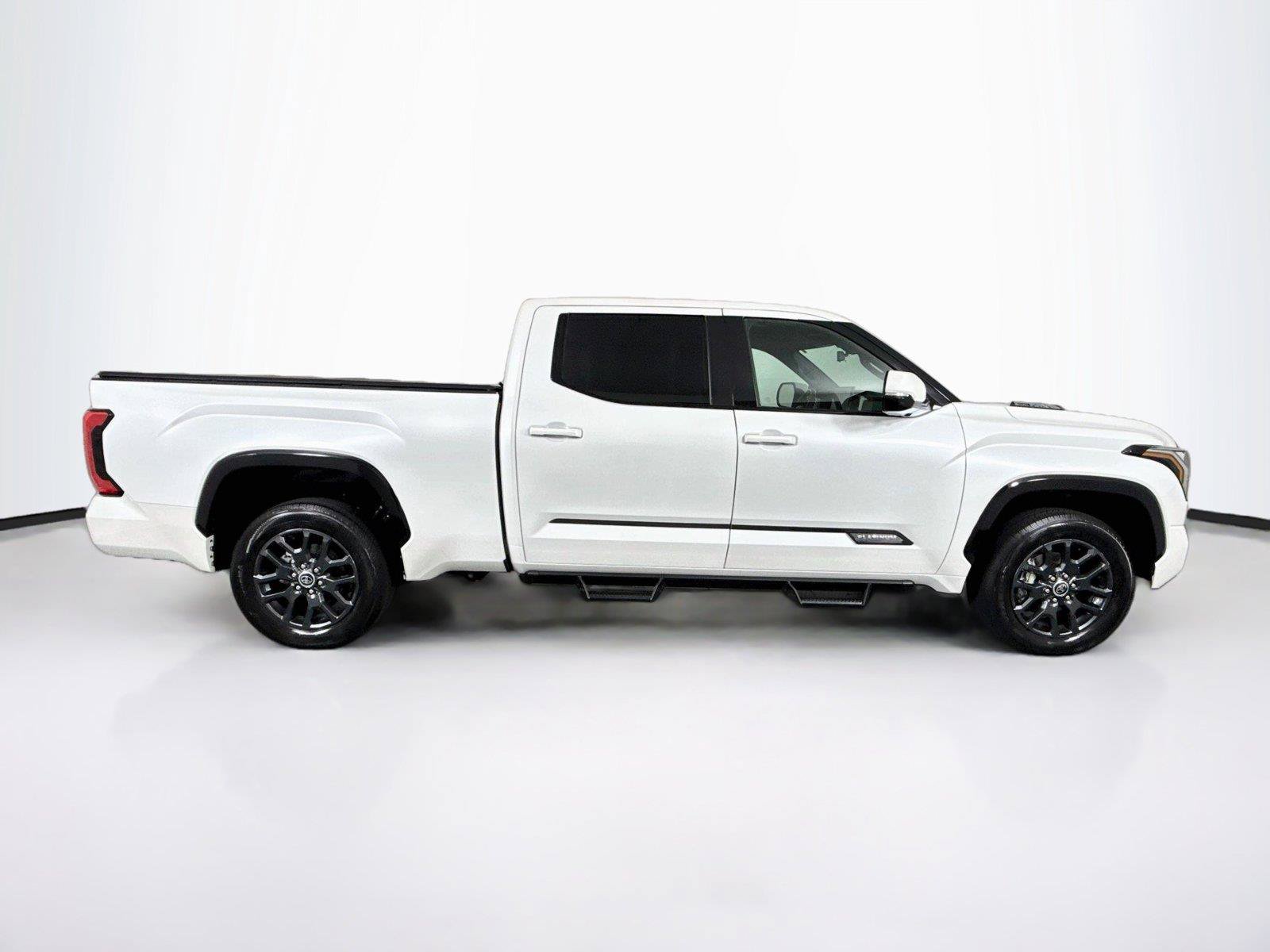 Used 2023 Toyota Tundra Platinum AWD/4WD image 11