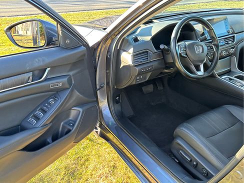 Certified 2020 Honda Accord Touring image 7