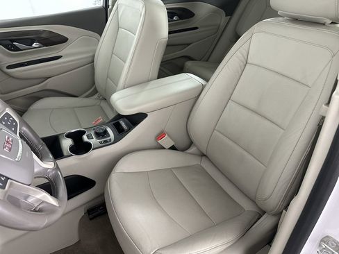 Used 2020 GMC Terrain Denali w/ Denali Premium Package image 23