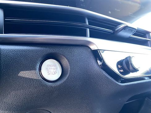 New 2026 Kia Sorento LX FWD image 17