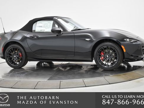 New 2025 MAZDA MX-5 Miata Club w/ Brembo/BBS Recaro Package image 10