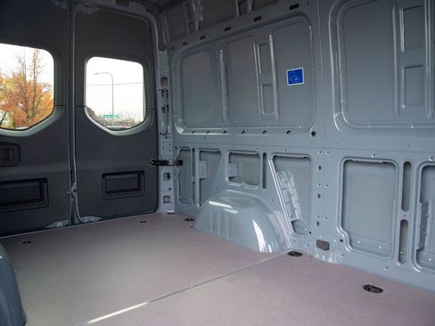 New 2025 Mercedes-Benz Sprinter 2500 image 21