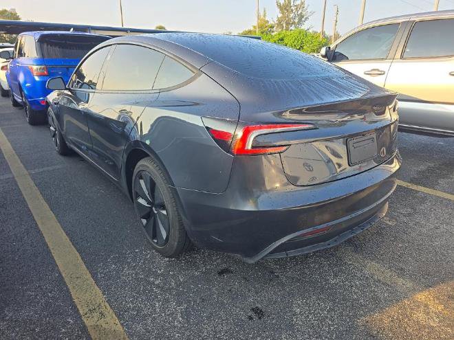 Used 2025 Tesla Model 3 Long Range RWD image 5