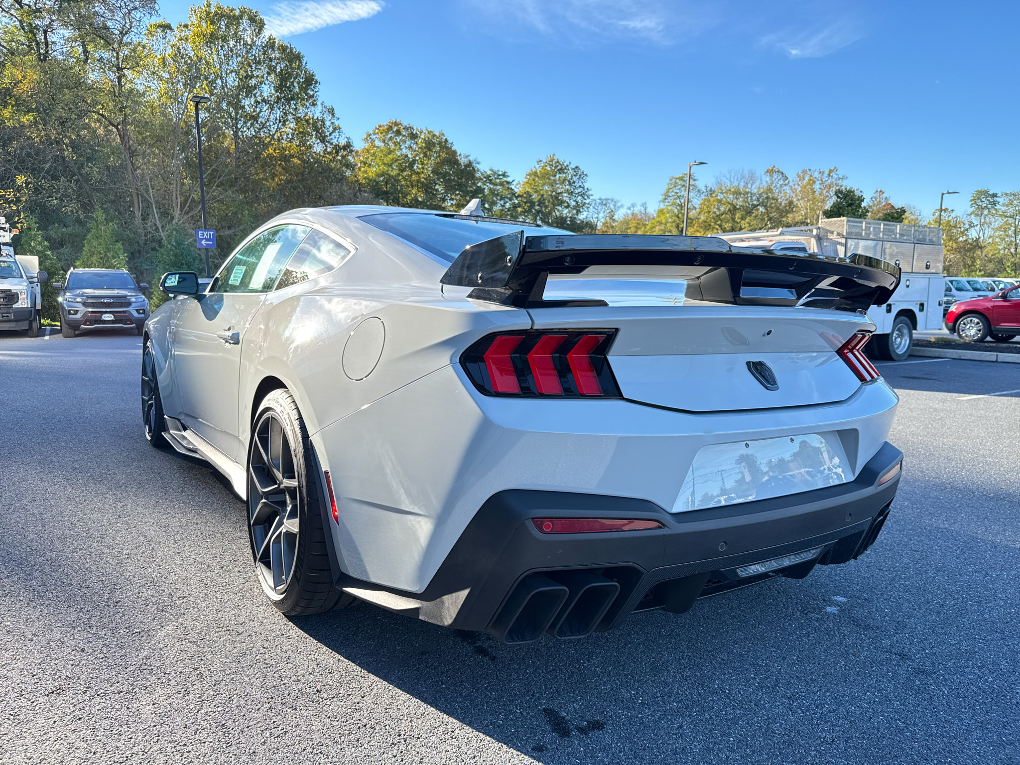 New 2026 Ford Mustang Dark Horse SC w/ Carbon Fiber Exterior Package RWD image 19
