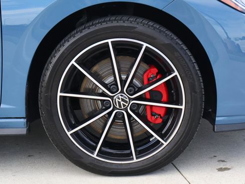 Used 2025 Volkswagen Jetta GLI Autobahn image 8