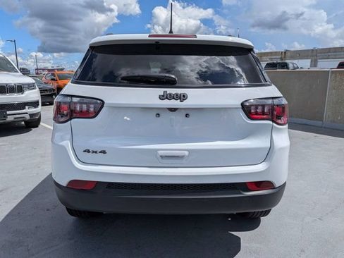 Certified 2025 Jeep Compass Latitude w/ Altitude Special Edition AWD/4WD image 5