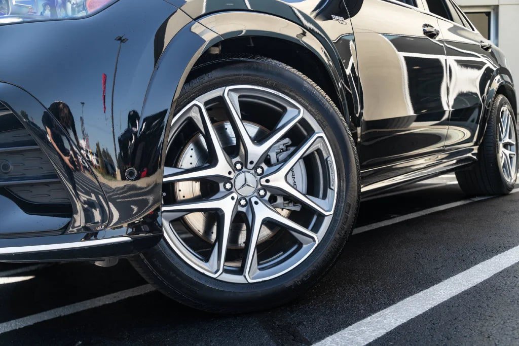 Used 2025 Mercedes-Benz GLE 53 AMG 4MATIC Coupe image 2