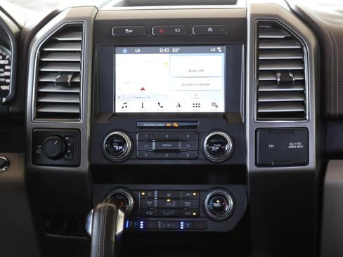 Used 2019 Ford F150 Limited image 32