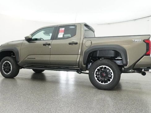 New 2025 Toyota Tacoma TRD Off-Road image 20