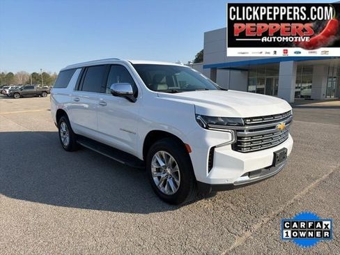 Used 2023 Chevrolet Suburban Premier image 4