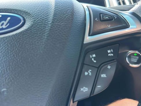 Used 2019 Ford Edge Titanium FWD image 43